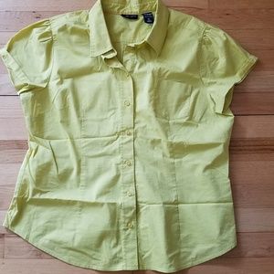 🚨 3/$15🚨 NY&Co Green Button Down Shirt - XL (see desc)